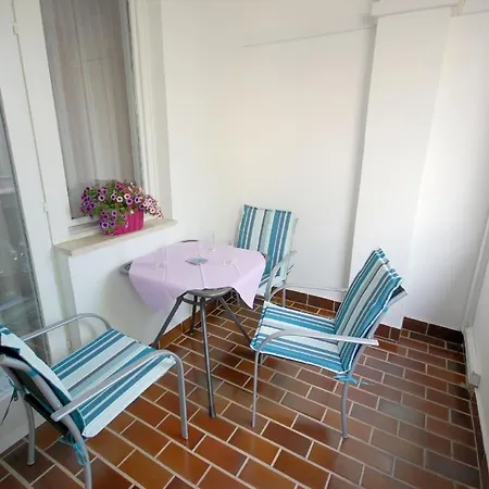 Fuer 4 Personen Ca 50 Qm In Njivice, Kvarner Bucht Krk ニヴィーチェ